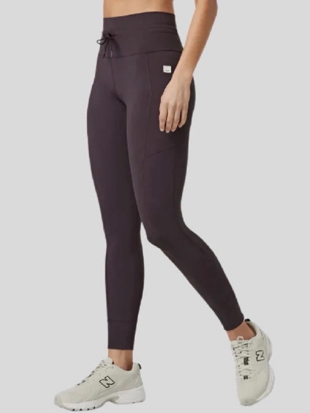 Vuori Daily Form Brown Leggings Waist Drawstring Size Large jogger cuffs